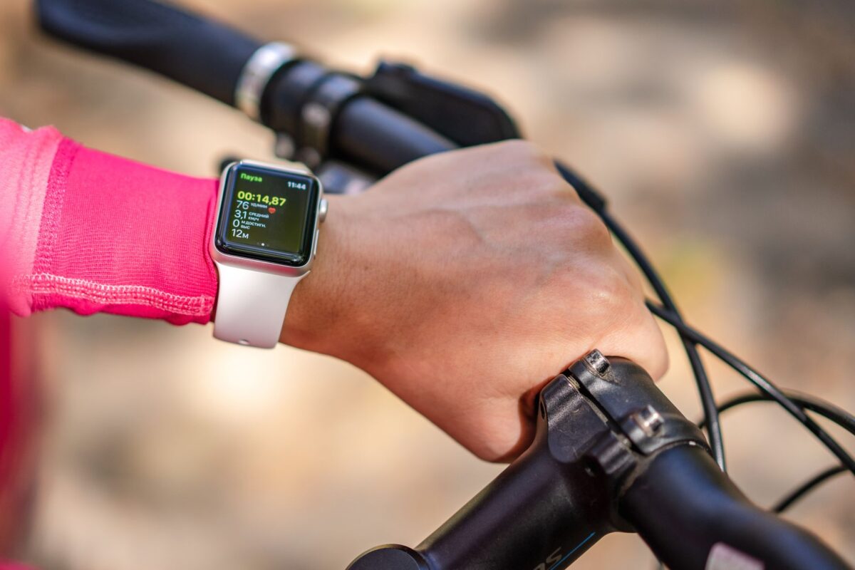oppo watch vaut comparatif express