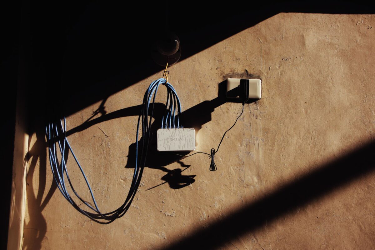 rallonge électrique branchée remplace elle